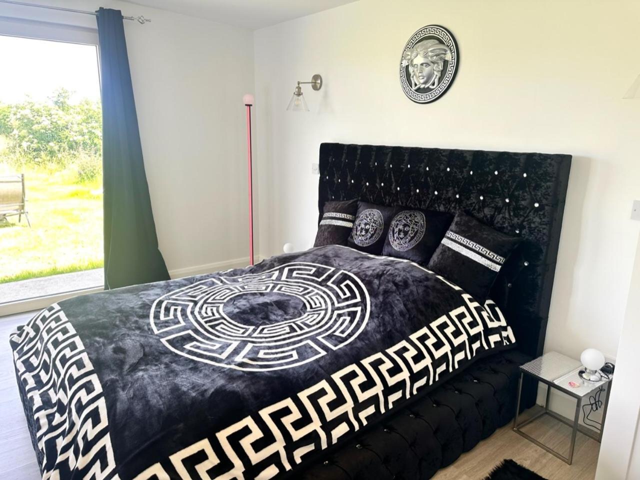 Kildare Luxury Suites Zewnętrze zdjęcie