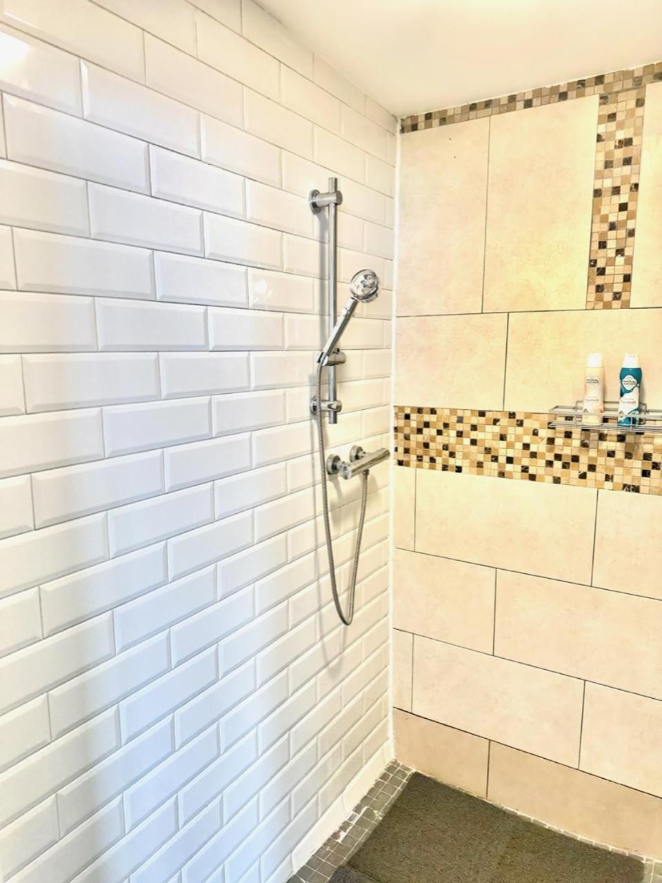 Kildare Luxury Suites Zewnętrze zdjęcie