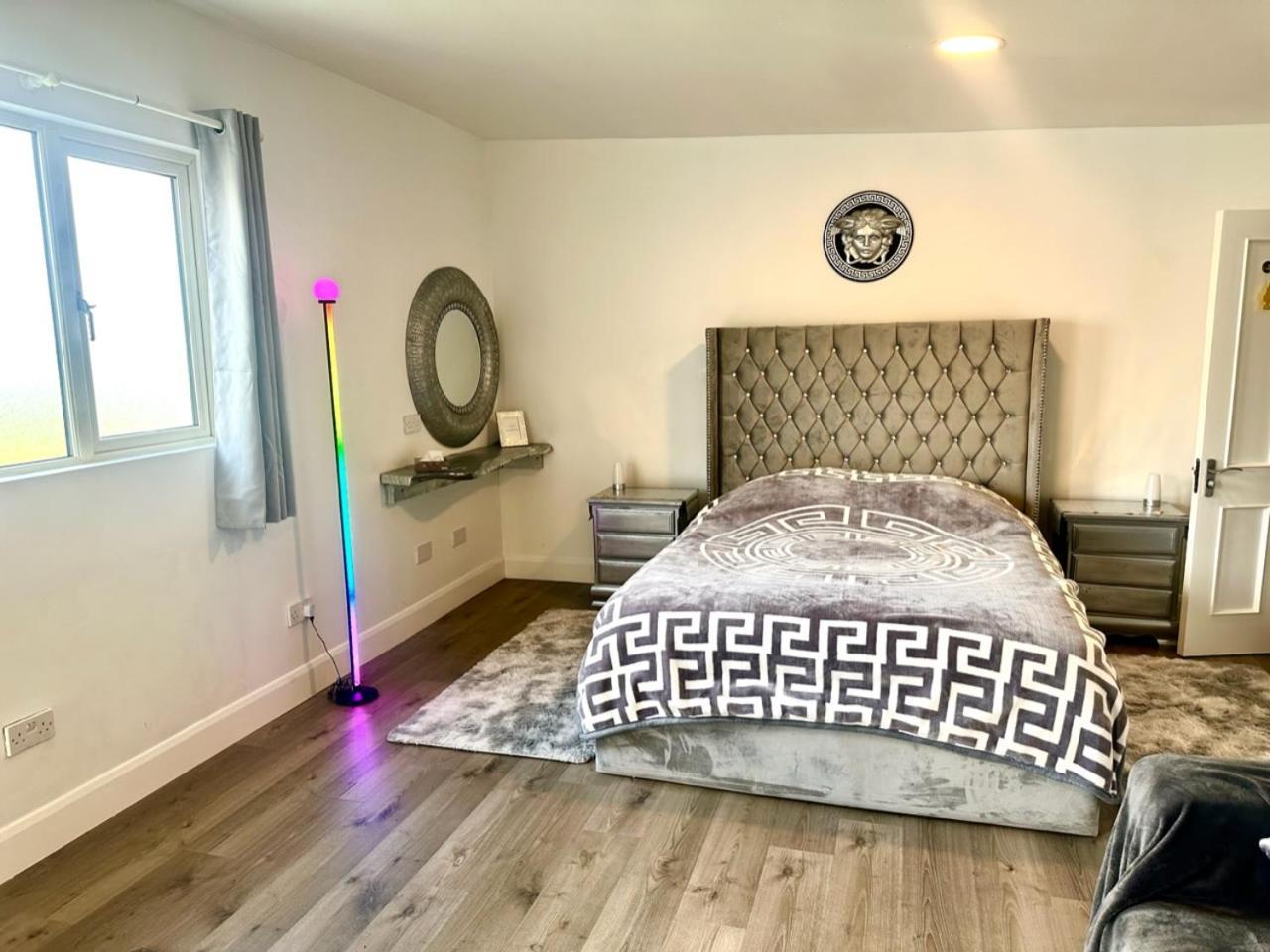 Kildare Luxury Suites Zewnętrze zdjęcie