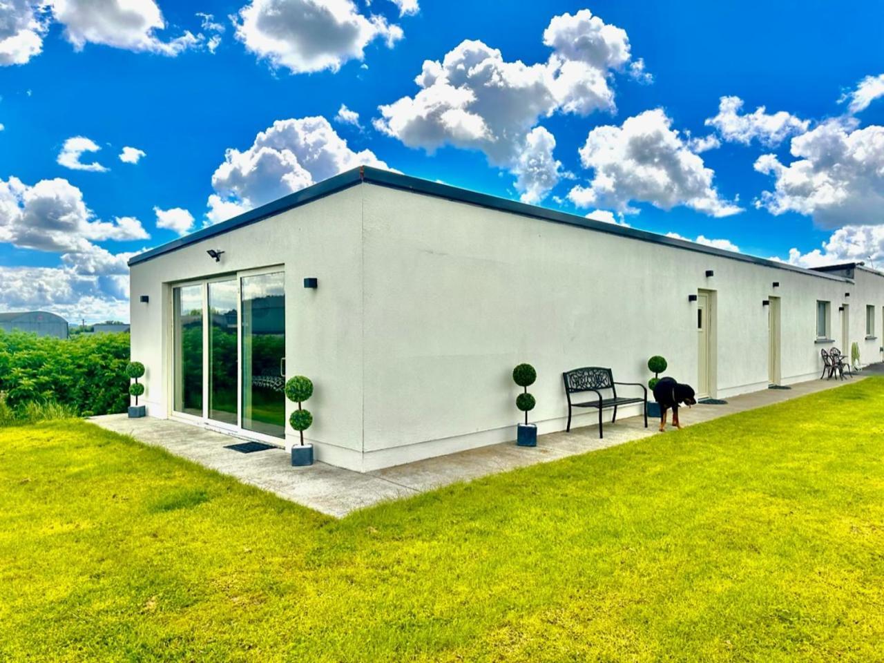 Kildare Luxury Suites Zewnętrze zdjęcie