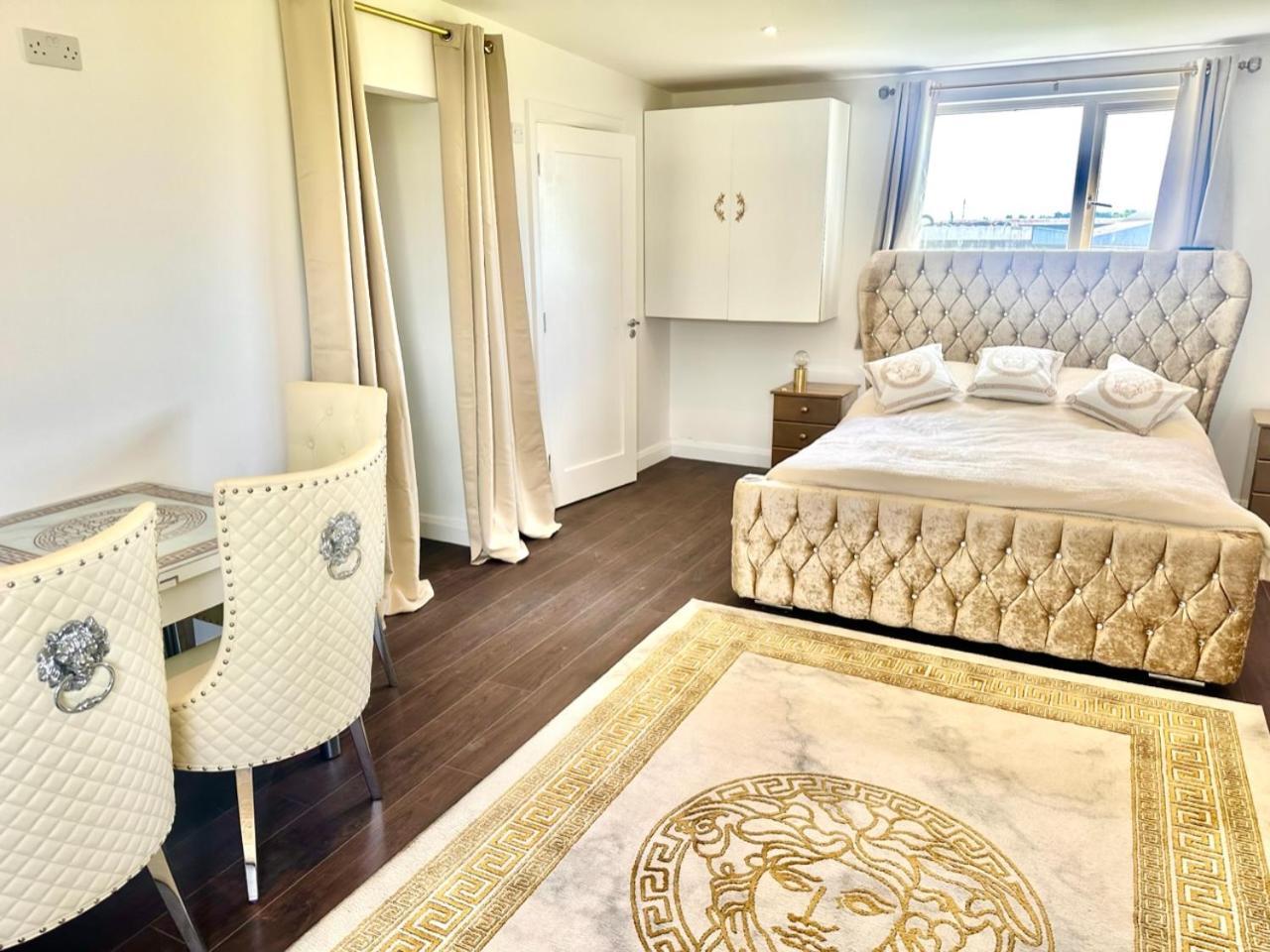 Kildare Luxury Suites Zewnętrze zdjęcie