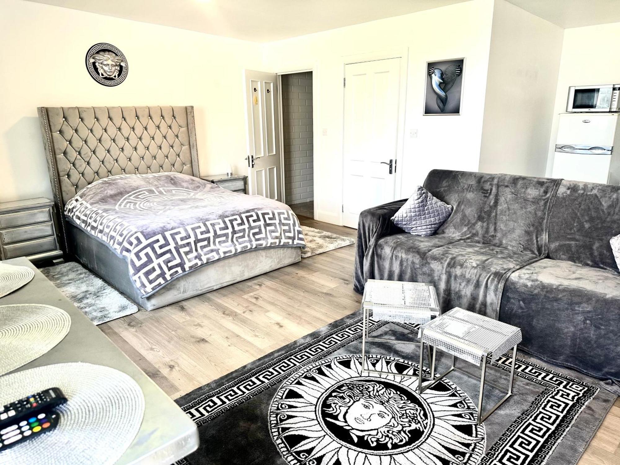 Kildare Luxury Suites Zewnętrze zdjęcie